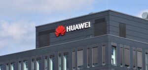 Read more about the article Huawei’s New Mate XTs Bring Productivity and Innovation to Foldable Phones