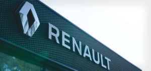 Read more about the article Renault’s Trafic E-Tech Electric Van Brings Power and Efficiency to UK Businesses